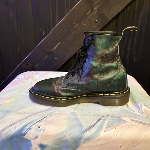 Dr. Martens 1460 Oil Slick Iridescent Boots – UK 5 / W8 - Picture 2 of 12
